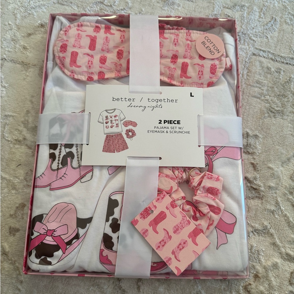 Pink and White CowGirl Pajama Set with Eyemask and Scrunchie Large NIB
